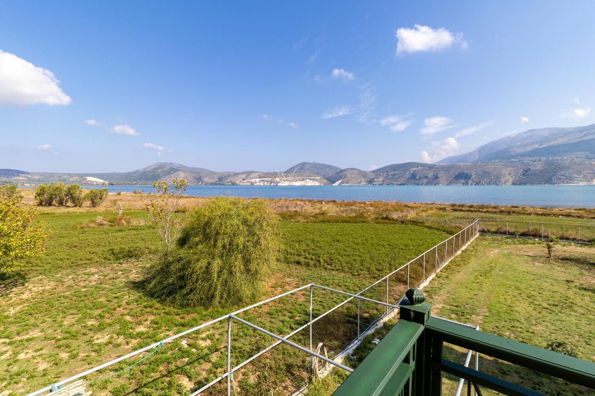 Villa Rania: Ευάερη Βίλα Με Θέα Τη Θάλασσα Lixouri Ngoại thất bức ảnh